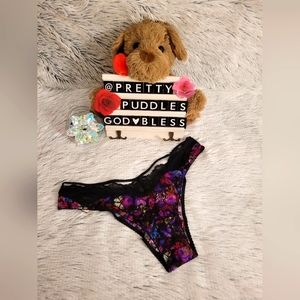 🦋 VS Very Sexy Cutout Shine Strap Brazilian Panty 🦋